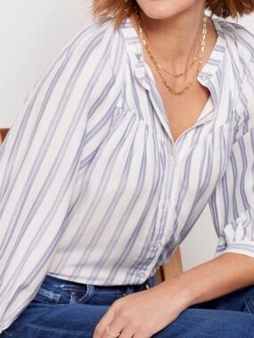 Evereve White Blouse with Light Blue Vertical Stripes